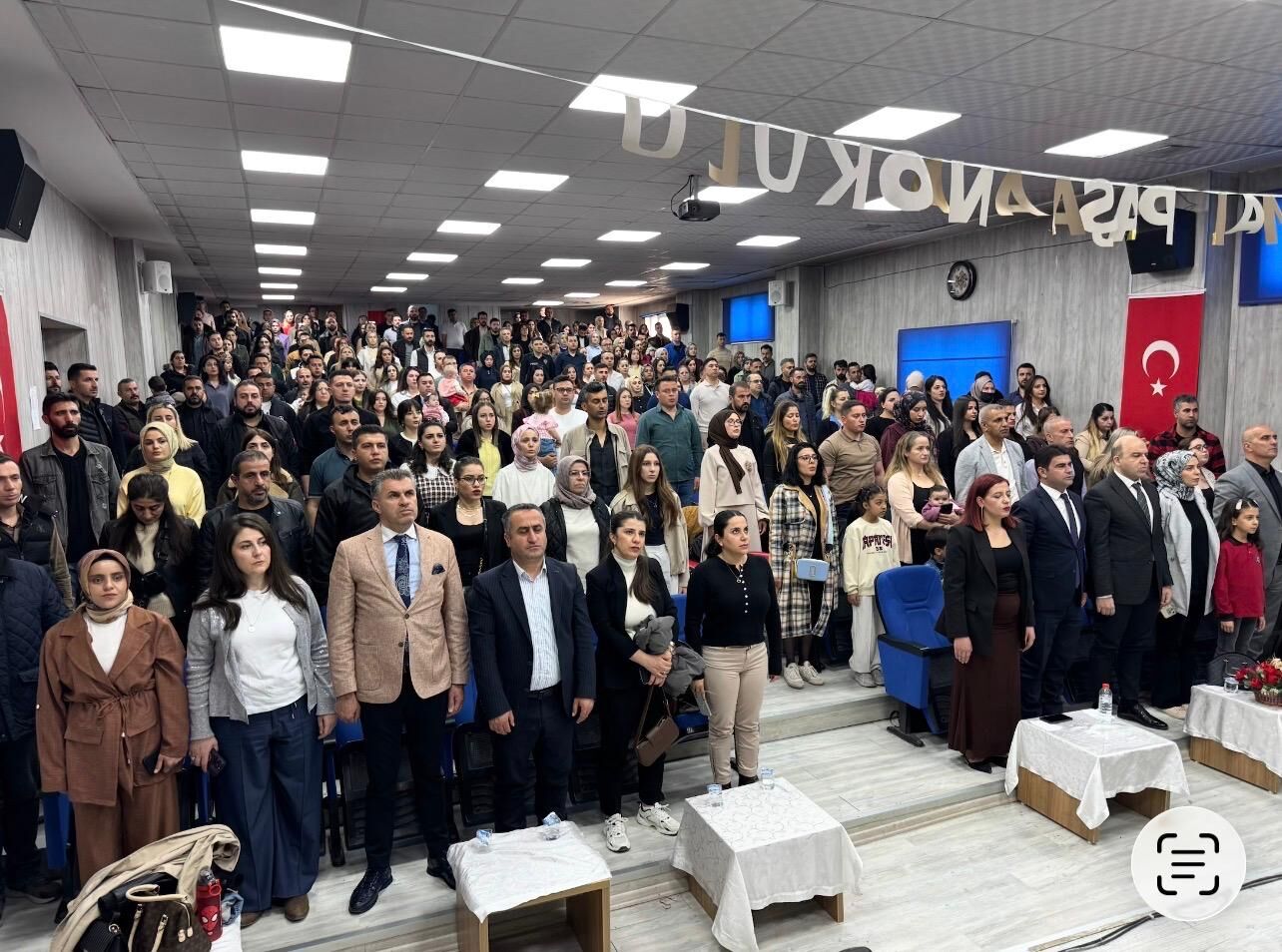 E156263F 841E 4C41 B5D3 Abb9C8Aafdcf