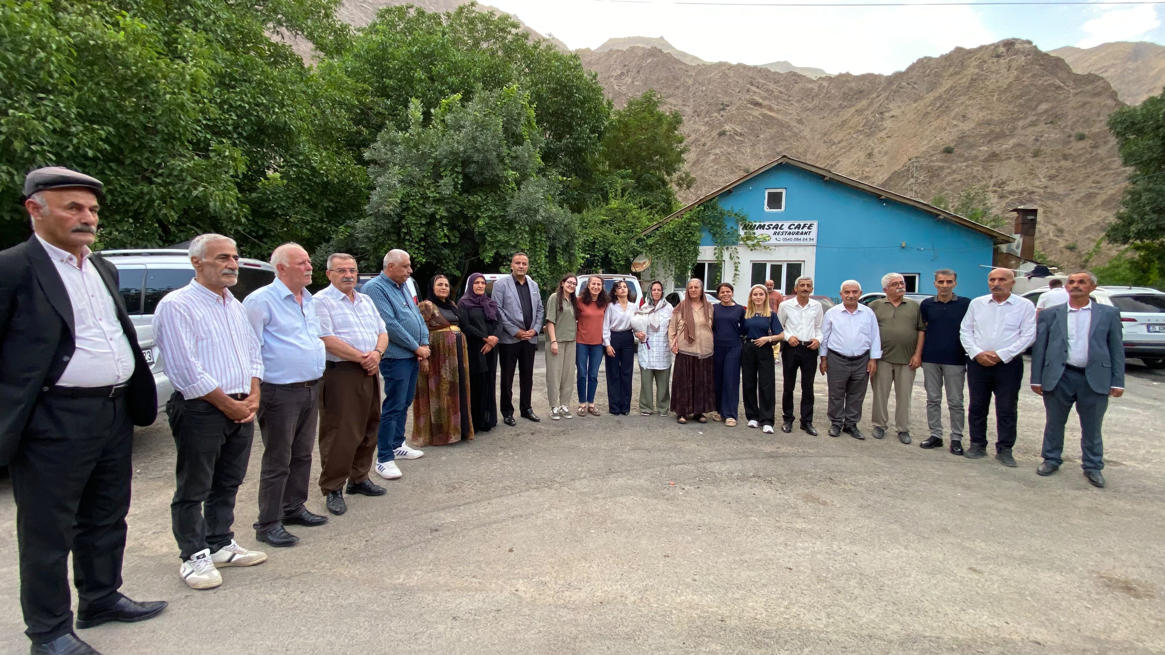 Rojbin Çetin Hakkâri'de Coşkuyla Karşılandı