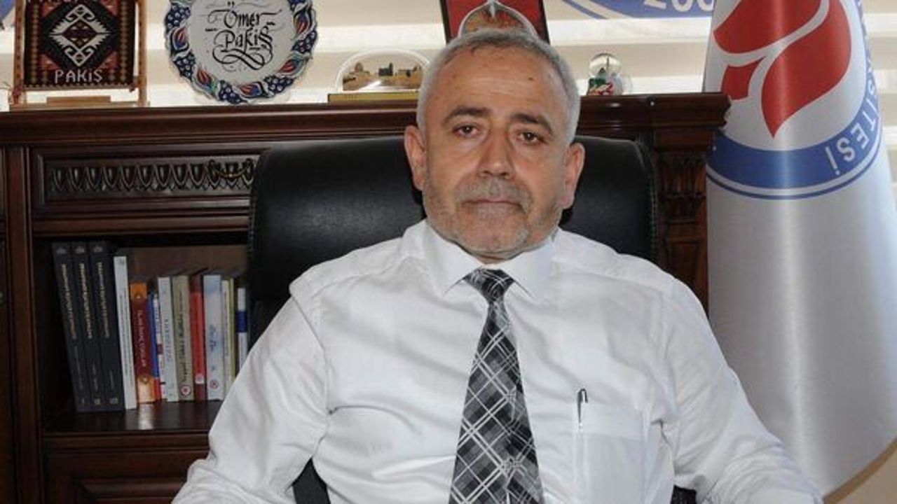 Prof. Dr. Ömer Pakiş'in Bayram Mesajı