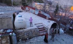 Hakkâri’de Korkutan Deprem Kısa Süreli Panik Yaşandı