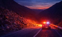 Hakkâri–Van Karayolu Trafiğe Kapatıldı