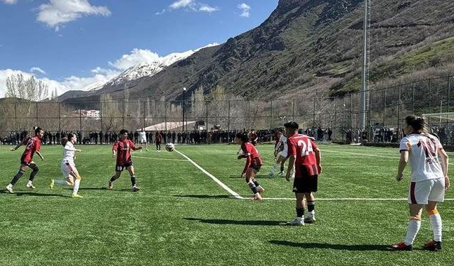 Gever’in Kızlarından Tarihi Zafer: Galatasaray’ı 2-1 Mağlup Ettiler
