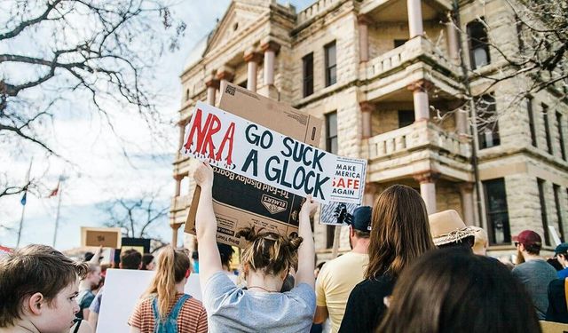 Consumer Reports Best Sunscreen For 2021 Is Cheapest At This Retailer