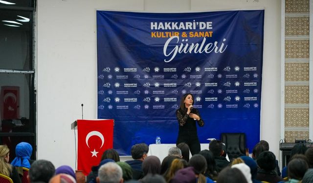 Hakkâri Valiliği ve Belediyesi’nden Kültürel Atılımlar