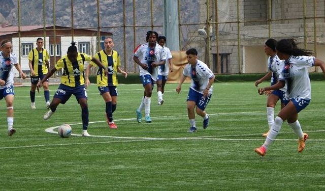 Hakkarigücü Direndi, Fenerbahçe Geri Dönüp Kazandı!