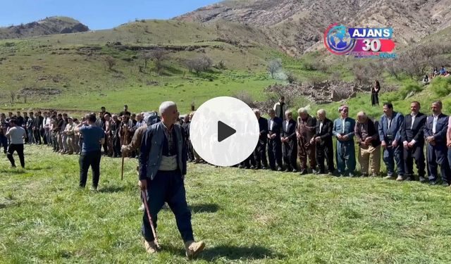 Bılecan’da Dengbêj Ezgileri 30 Yıl Sonra Yeniden Yükseldi