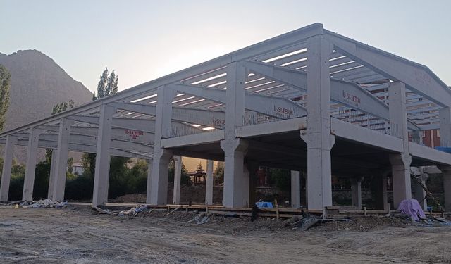 Hakkari’ye Spor Yatırımı: Sümbül Mahallesi’ne Kapalı Spor Salonu!