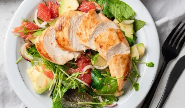 Yaşlandıkça Daha Fazla Protein Tüketmek Gerekir mi?