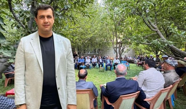 Hakkari ve Van Ağalarının Yapamadığını Şemdinli Belediye Başkanı Fahri Şakar Yaptı