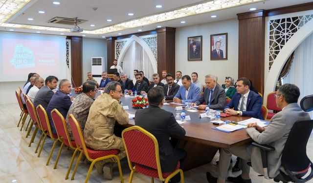 Bir Anadolu Şenliği"nin İlk Durağı Hakkâri