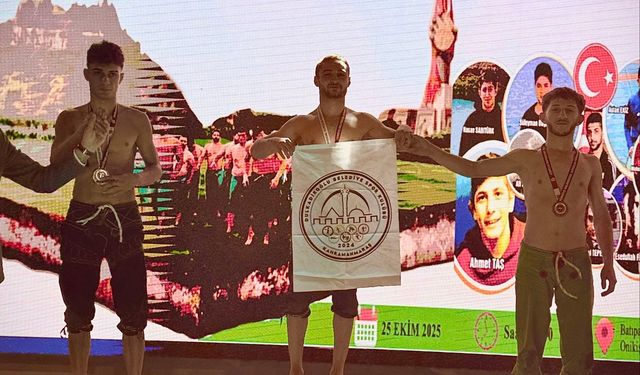 Hakkârili Sporcu Bedirhan Durğun’dan Türkiye Üçüncülüğü