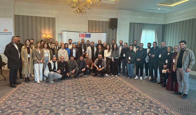 Van’da Gazeteciler Çocuk Odaklı Habercilik İçin Bir Araya Geldi