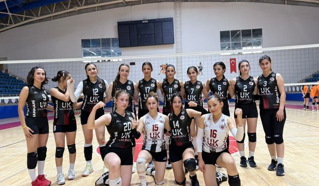 Hakkari’nin Savaşçı Kadınları İlk Devreye Damgasını Vurdu!