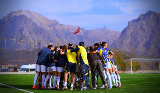 Bölgenin Derbisi Hakkari'de