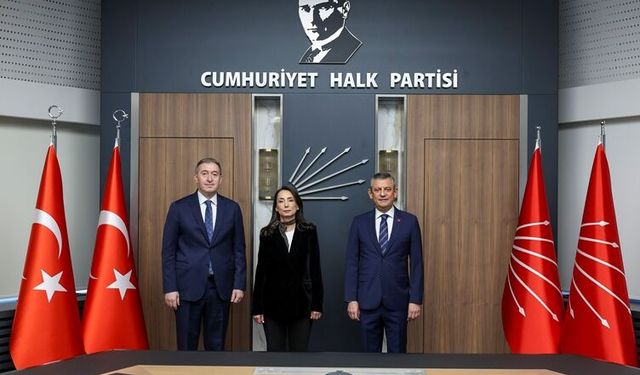 DEM Parti Heyeti İle Görüşen Özel