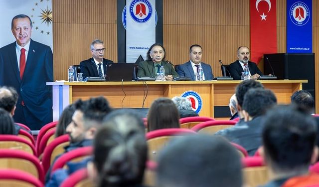 Akademik Vizyon ve Sanatın Buluşması