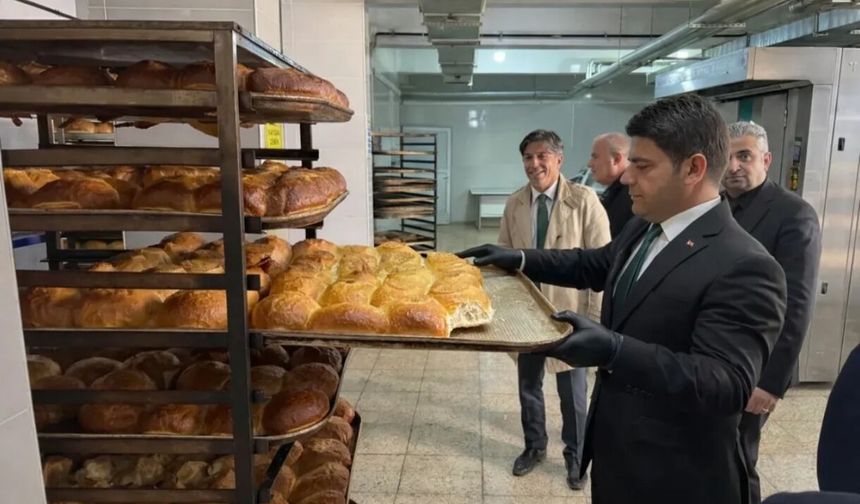 Fırından Geleceğe: Hakkâri’de Meslek Liseliler Üreterek Öğreniyor